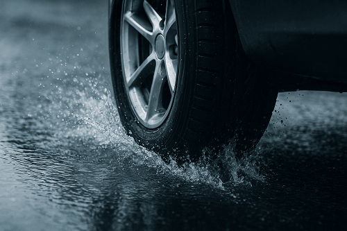 هیدروپلنینگ چگونه اتفاق می‌افتد؟